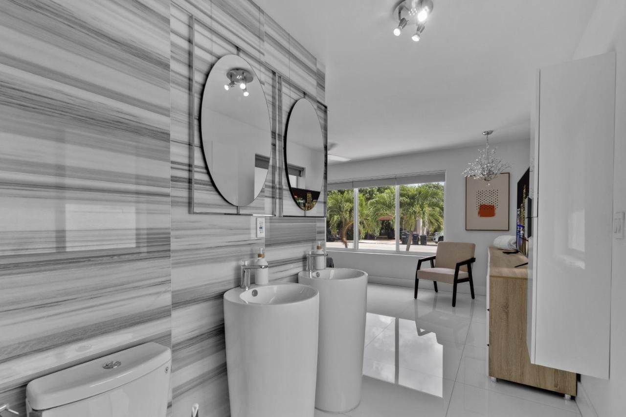 Luxury House 4 Beds Heated Pool W Jaccuzzi Appartement North Bay Village Buitenkant foto