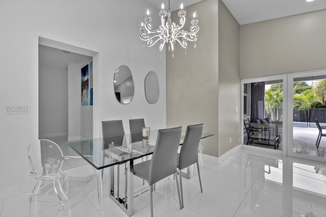 Luxury House 4 Beds Heated Pool W Jaccuzzi Appartement North Bay Village Buitenkant foto
